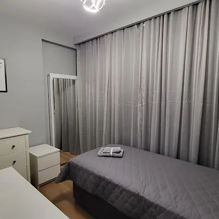 Close To Bagdat Street,full Equipped,2 Bedroom 아파트
